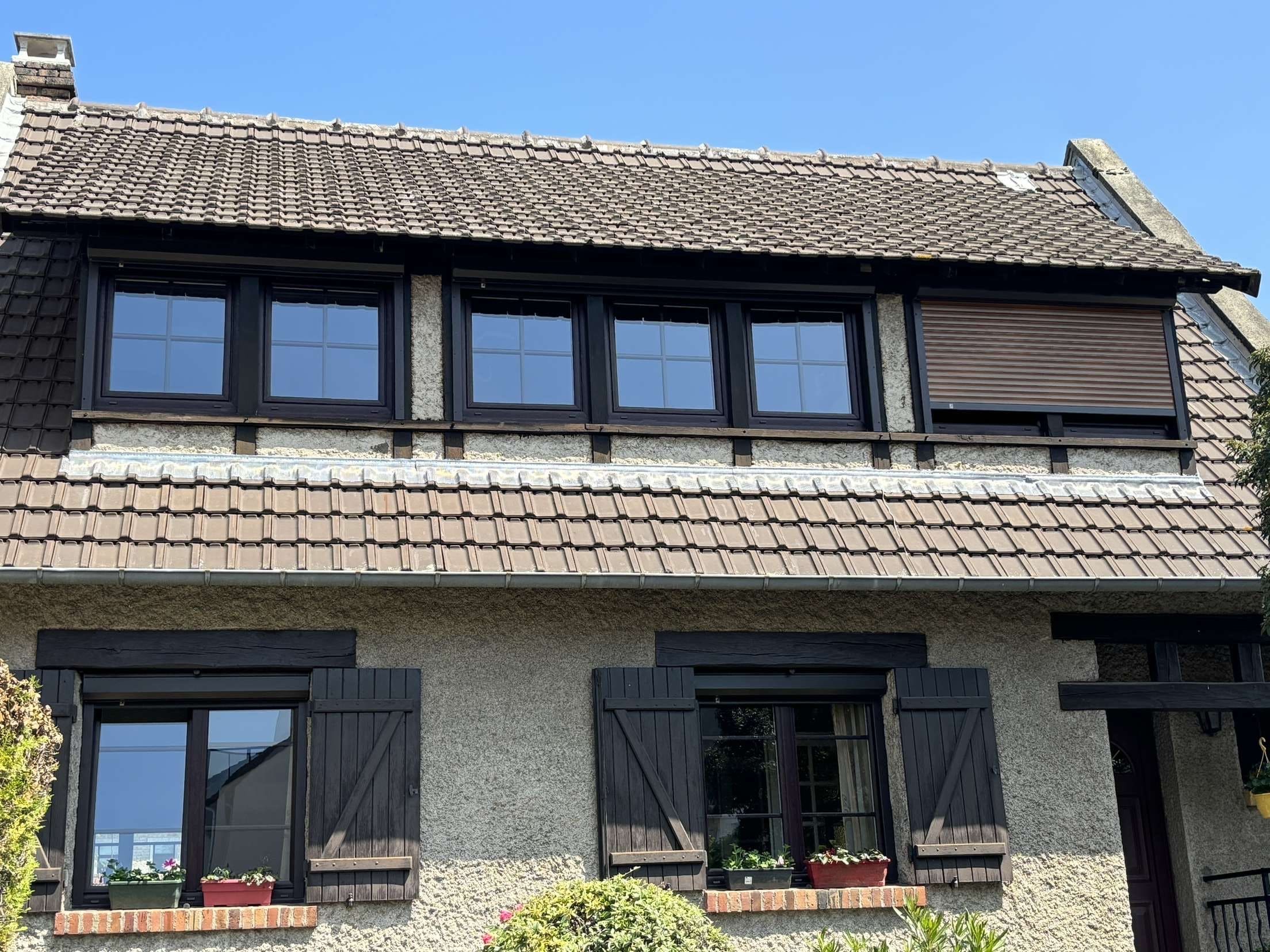 Couvreurs, charpentiers, zingueurs, peintres, façadiers et ramoneurs à Bois d'Arcy (78390) dans les Yvelines (78)