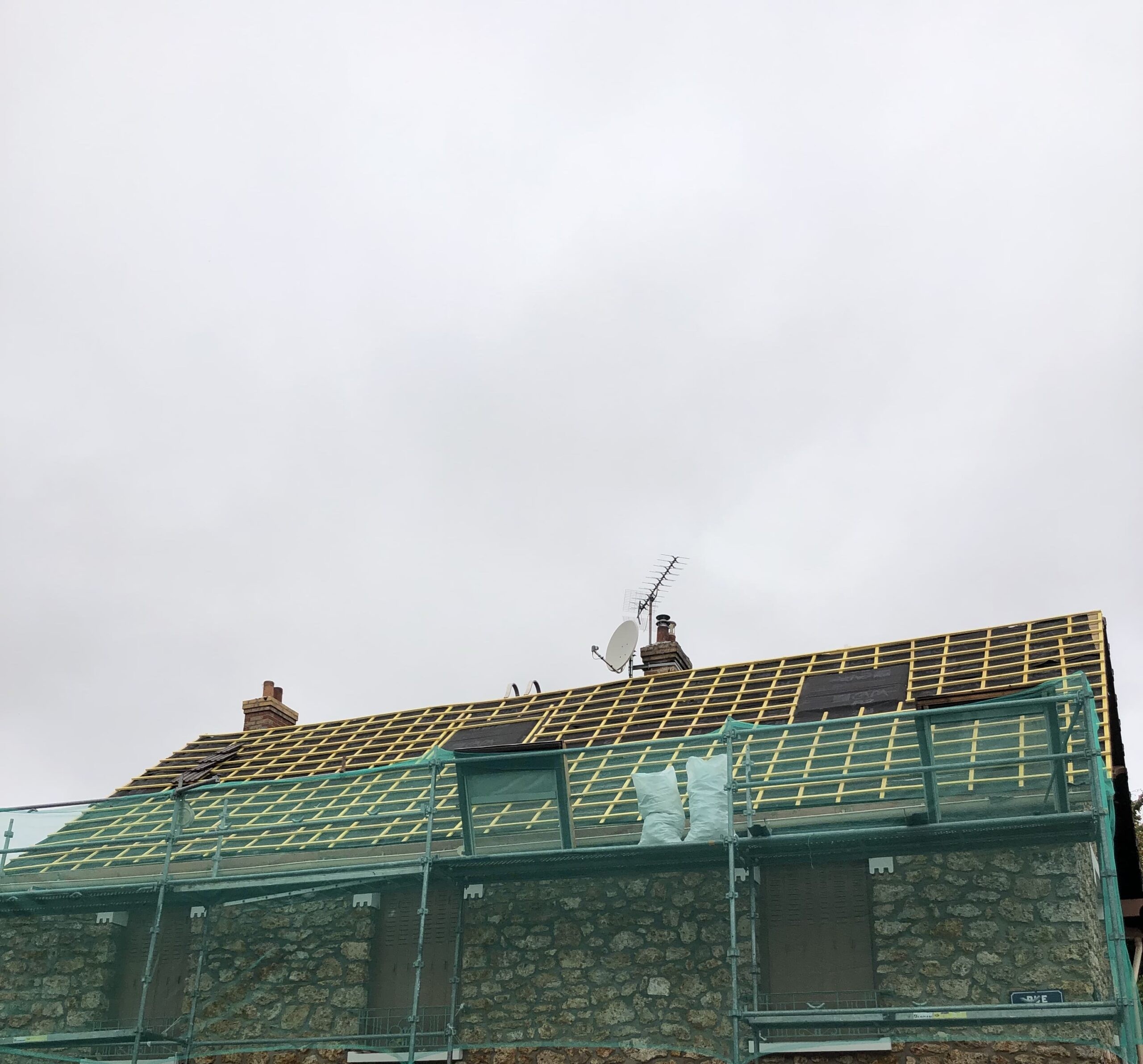 Couvreurs, charpentiers, zingueurs, peintres, façadiers et ramoneurs à Bois d'Arcy (78390) dans les Yvelines (78)