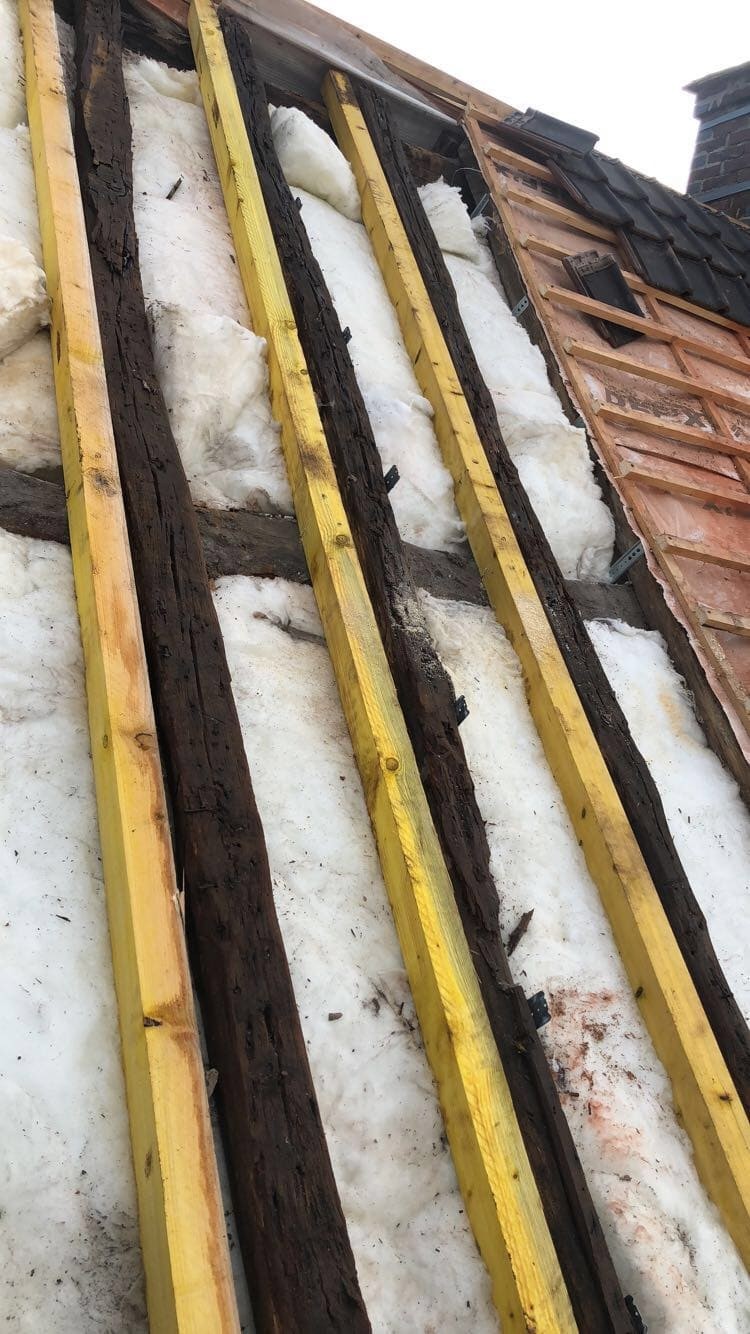 Couvreurs, charpentiers, zingueurs, peintres, façadiers et ramoneurs à Bois d'Arcy (78390) dans les Yvelines (78)