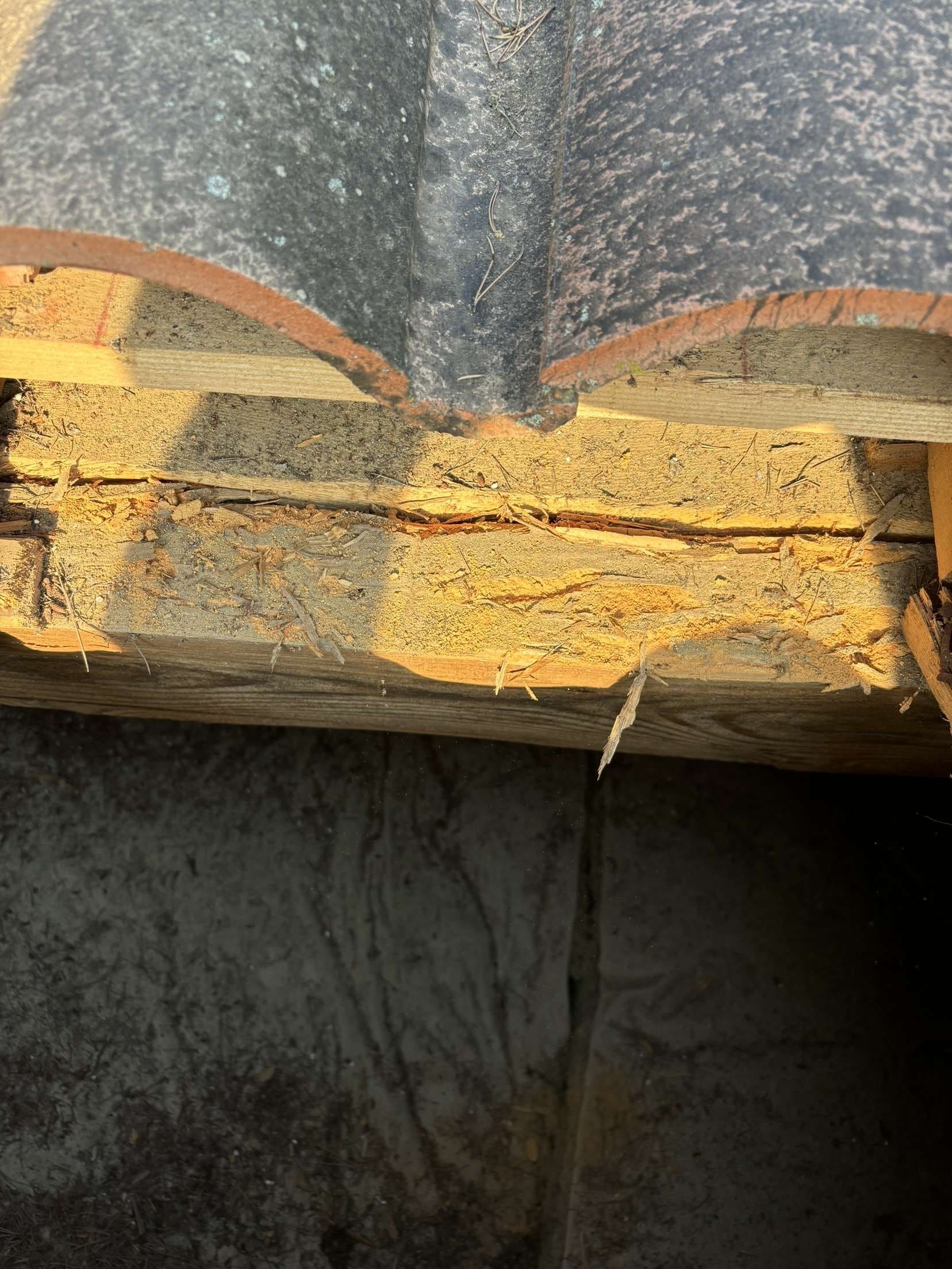 Couvreurs, charpentiers, zingueurs, peintres, façadiers et ramoneurs à Bois d'Arcy (78390) dans les Yvelines (78)