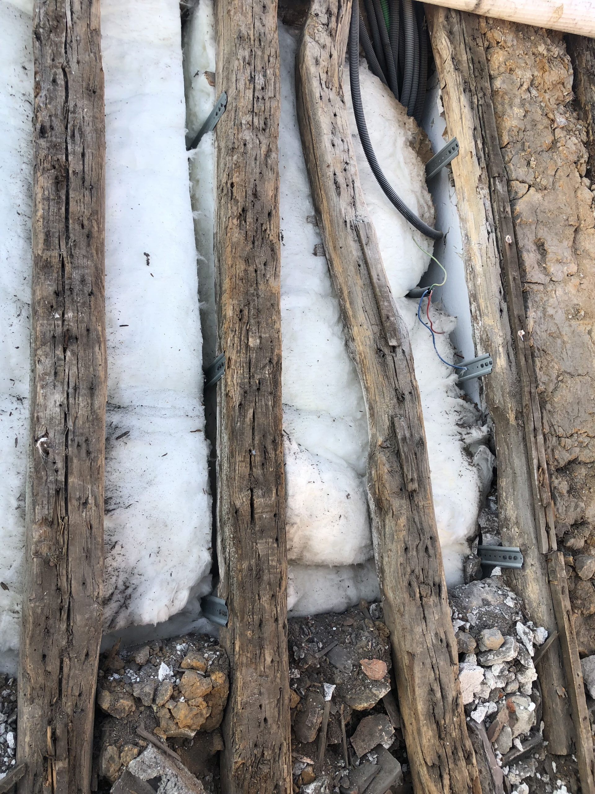 Couvreurs, charpentiers, zingueurs, peintres, façadiers et ramoneurs à Bois d'Arcy (78390) dans les Yvelines (78)